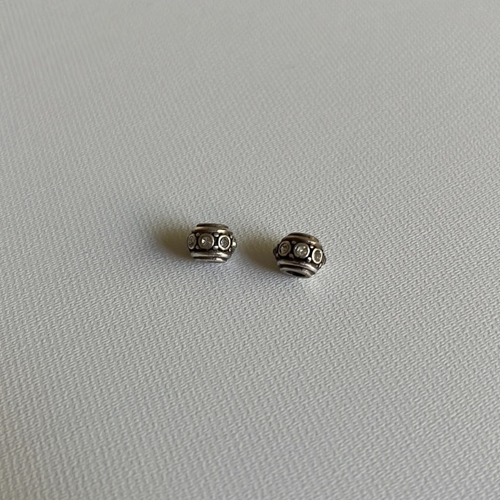 Two Crystal Mini Brighton Beads - Picture 4 of 5